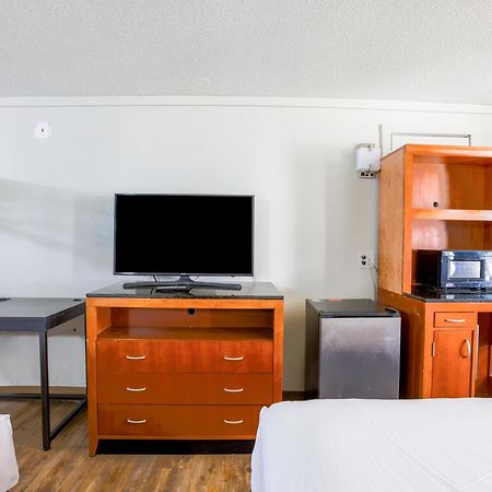 Cozy Garden Inn By Oyo Hwy 40 Richmond Bagian luar foto