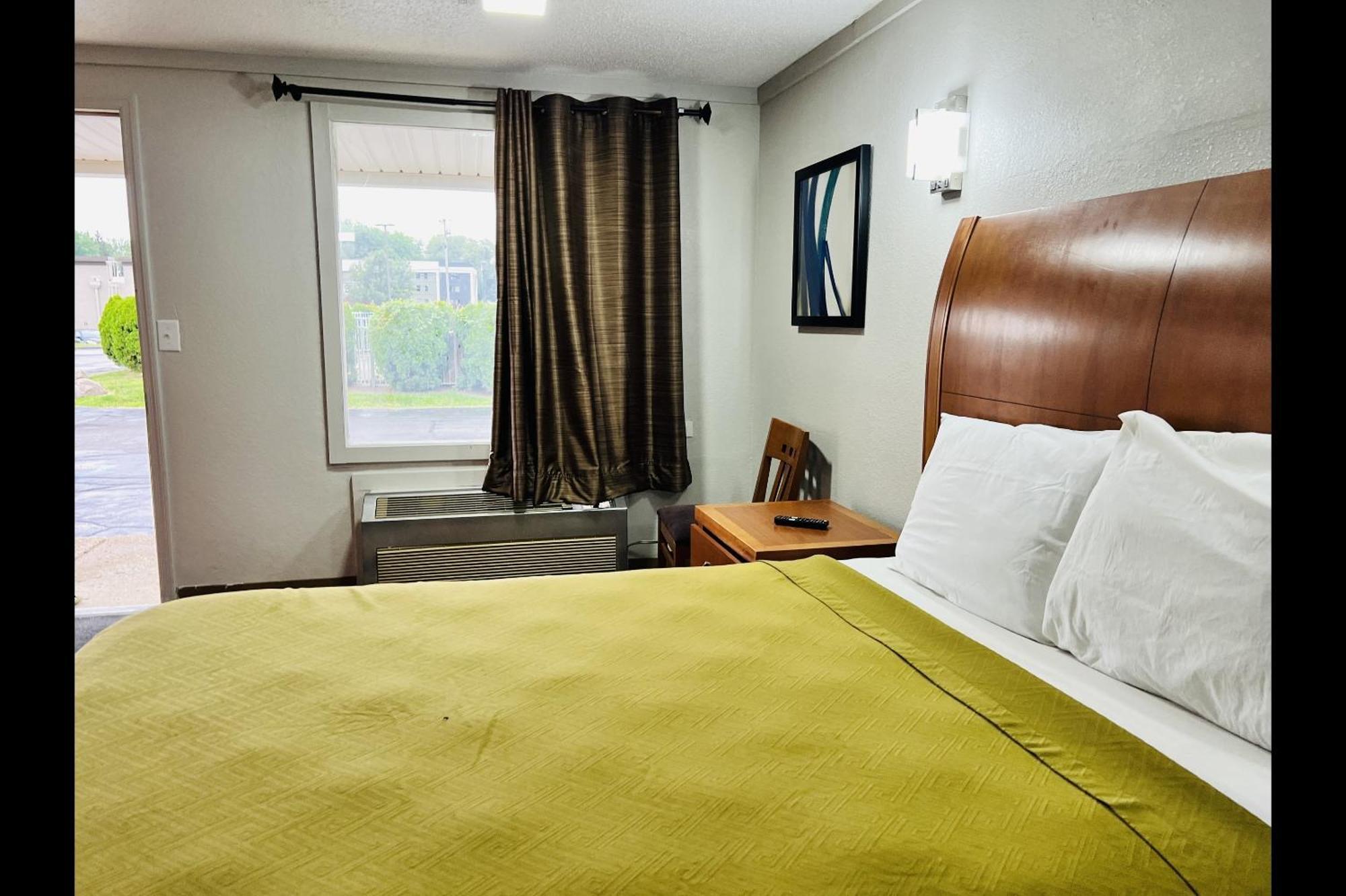 Cozy Garden Inn By Oyo Hwy 40 Richmond Bagian luar foto