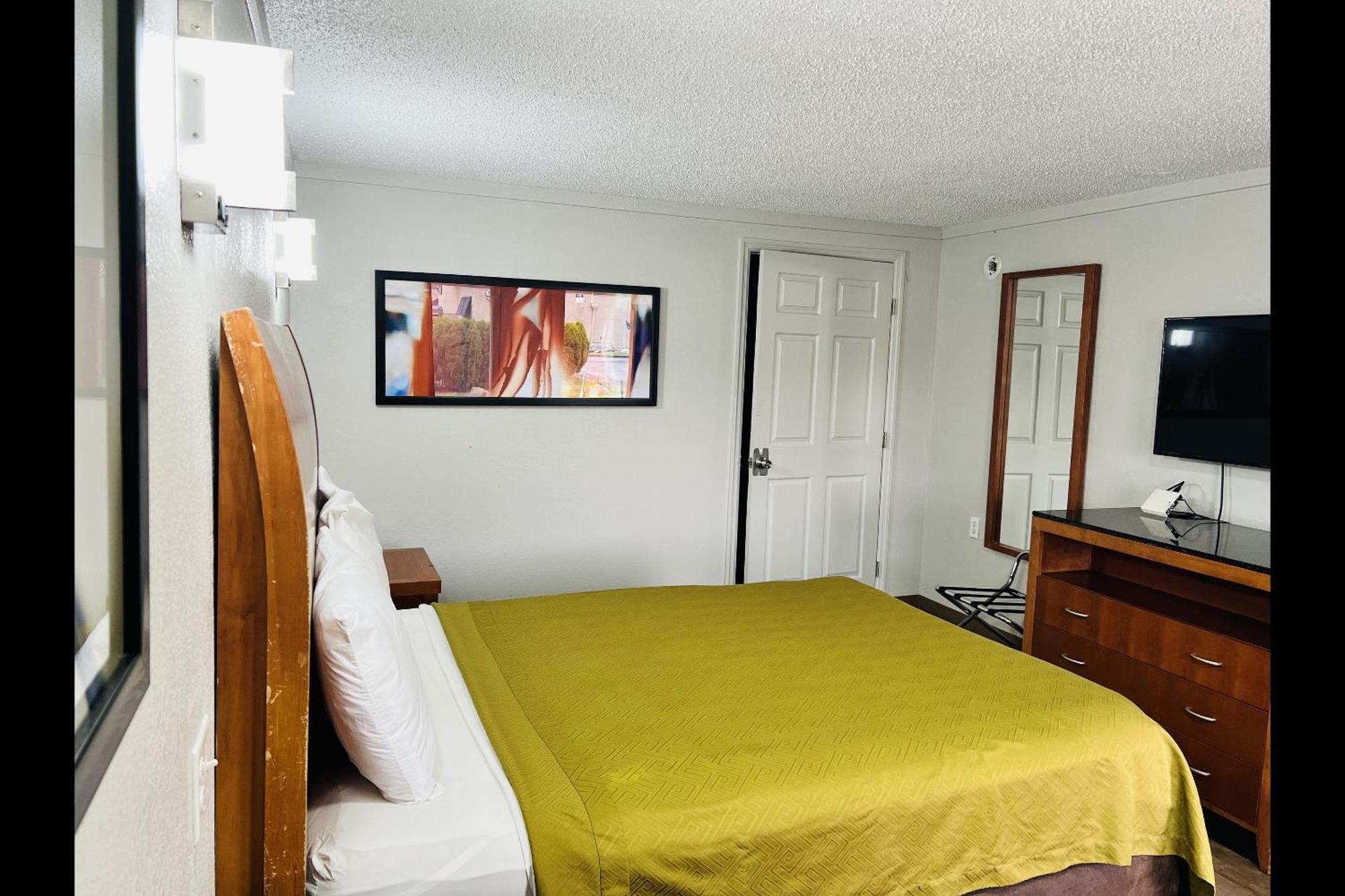 Cozy Garden Inn By Oyo Hwy 40 Richmond Bagian luar foto
