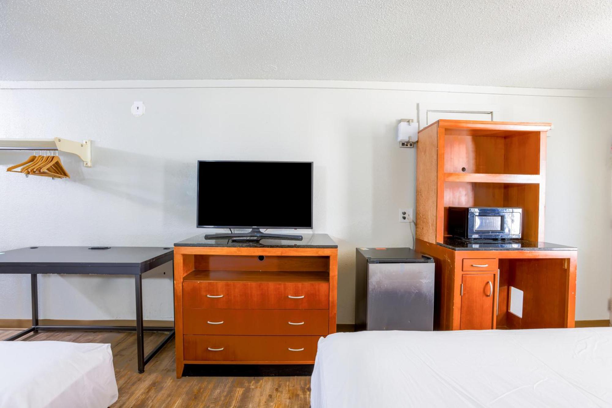Cozy Garden Inn By Oyo Hwy 40 Richmond Bagian luar foto