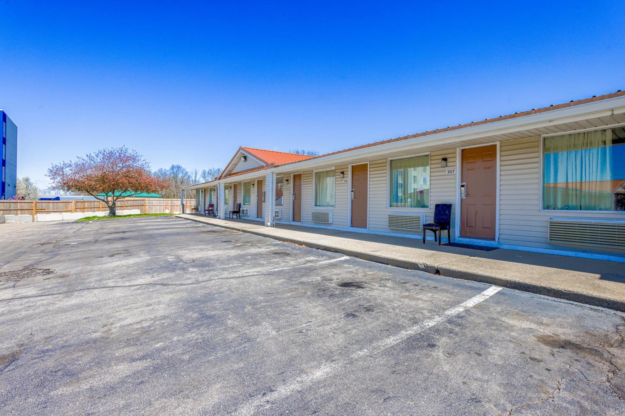 Cozy Garden Inn By Oyo Hwy 40 Richmond Bagian luar foto
